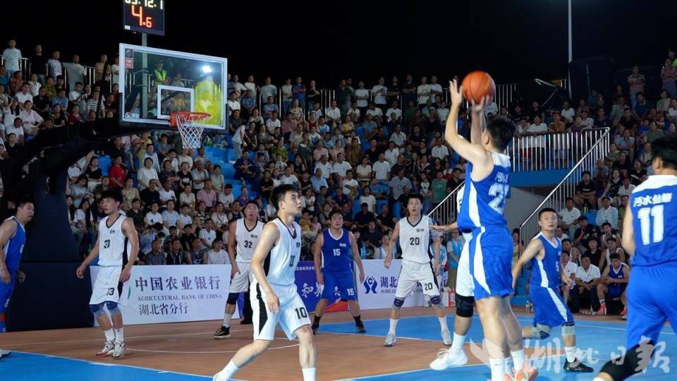 inews, 李冲, 张诚允 inews, 李冲, 张诚允